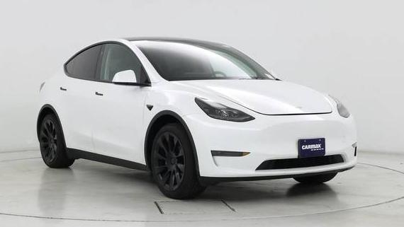 TESLA MODEL Y 2024 7SAYGDED2RF085684 image